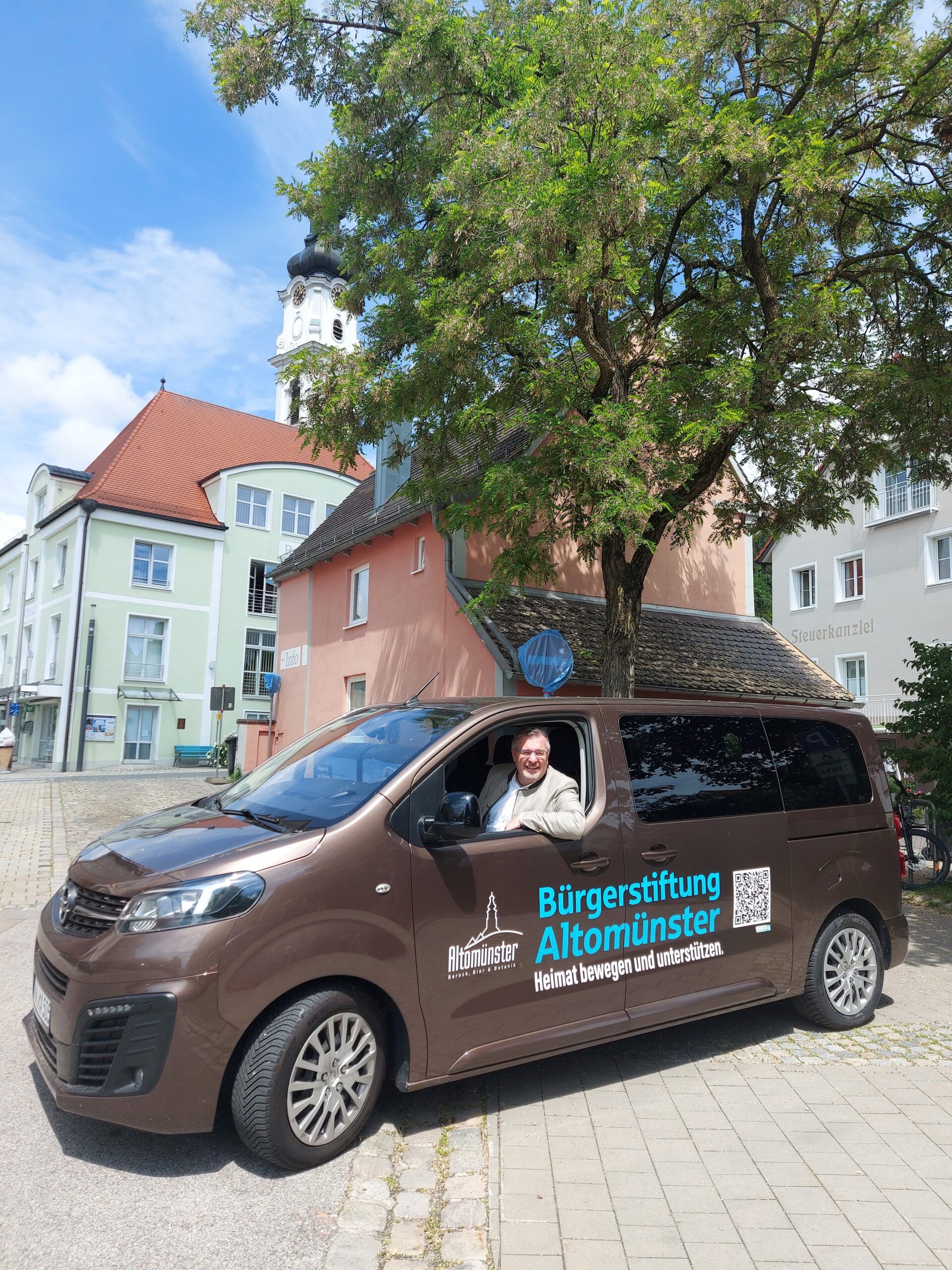 Bürgerbus 2 Bürgermeister im Bürgerbus